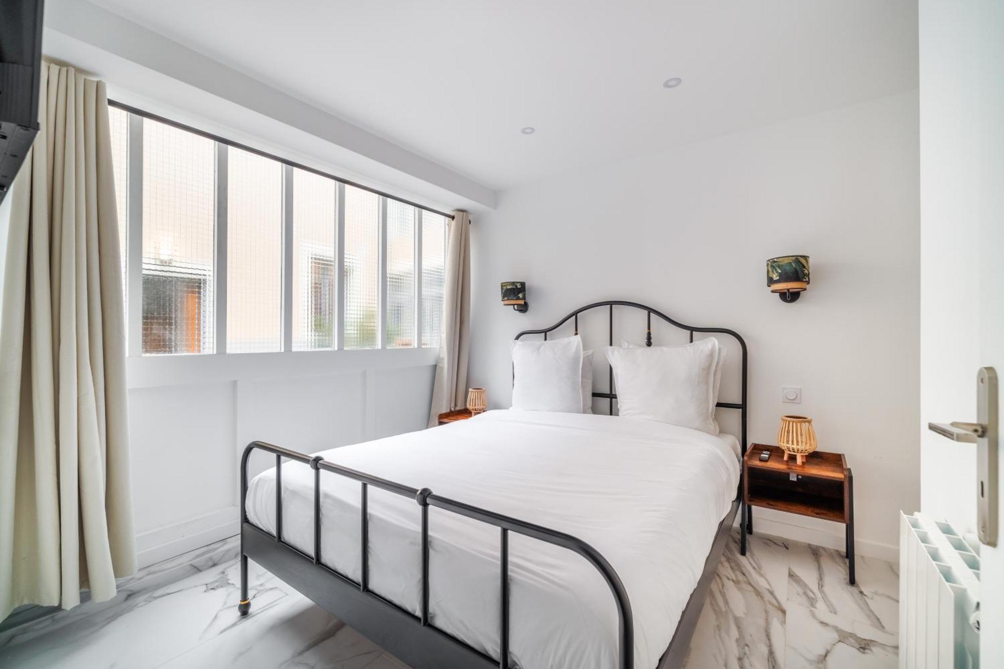 Spacious Flat For 4 People #1 Asnieres-sur-Seine Bagian luar foto