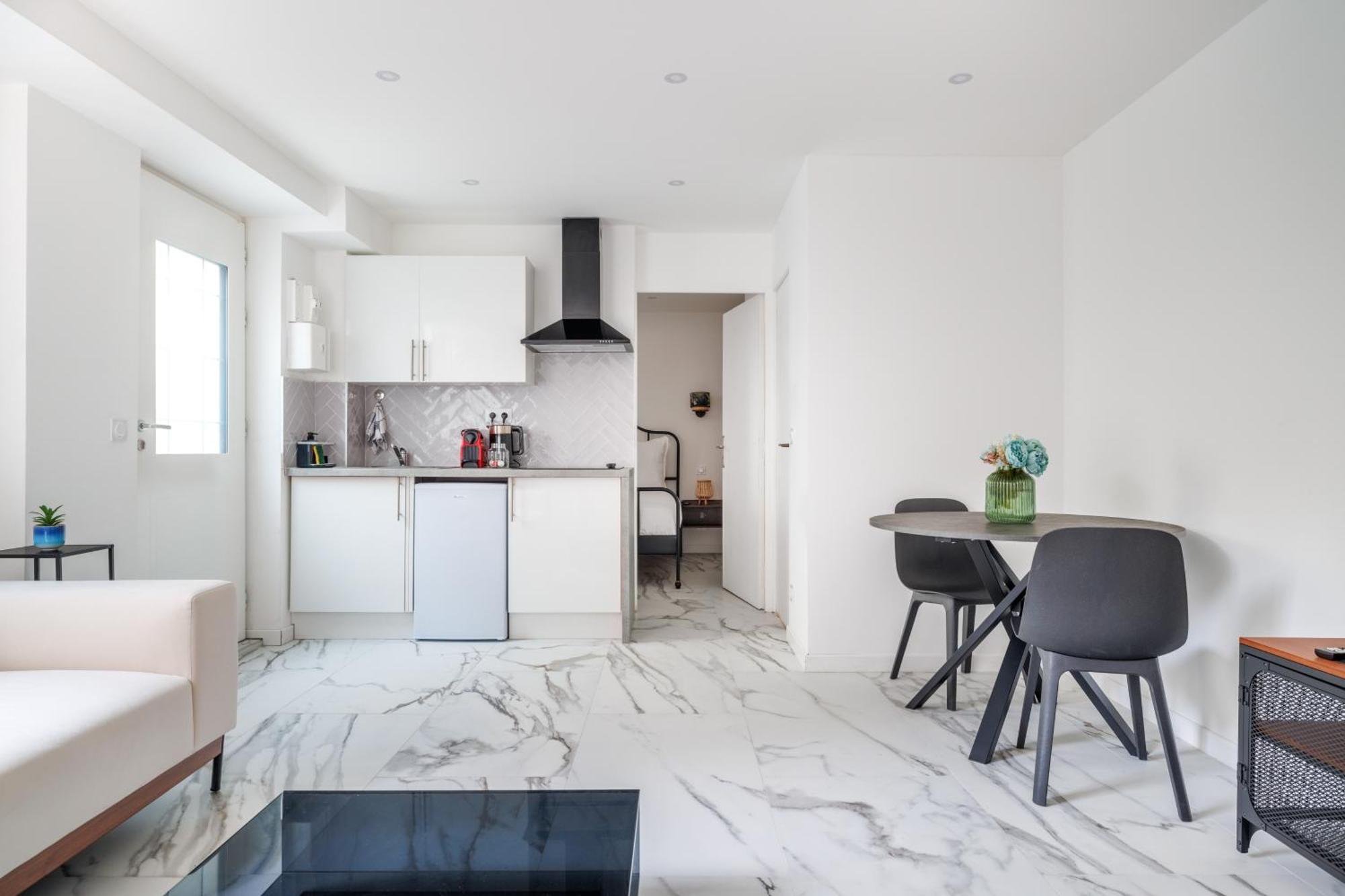 Spacious Flat For 4 People #1 Asnieres-sur-Seine Bagian luar foto